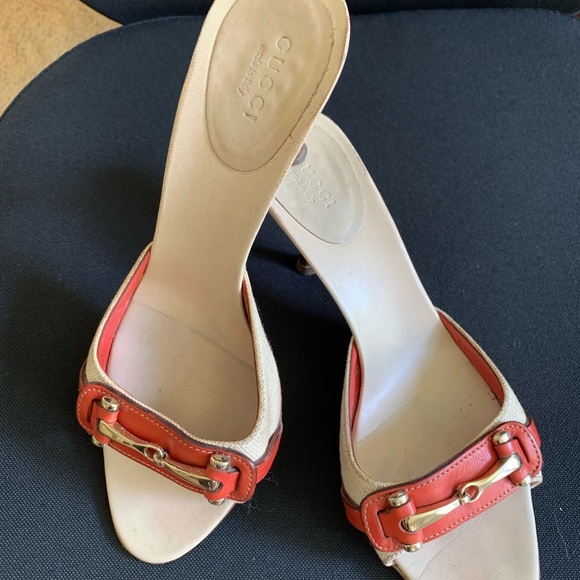 Gucci beautiful sandals. Size 8. - Picture 4 of 11